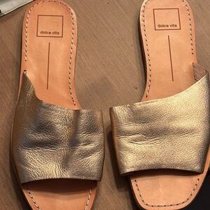 Dolce Vita Size 10 Rose Gold Sandles